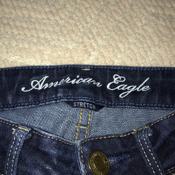 American Eagle boyfriend jeans - Picture 2 of 4